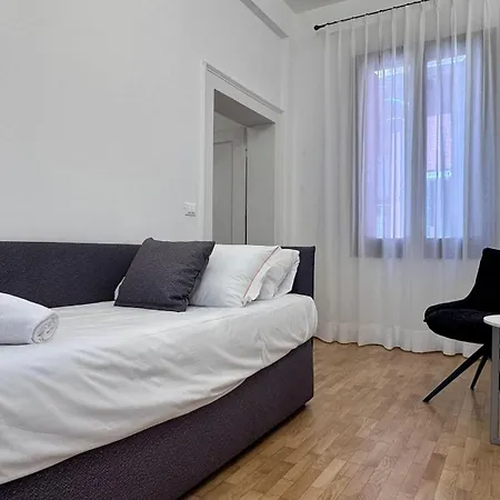 Angelo Palace Canal View Apartman