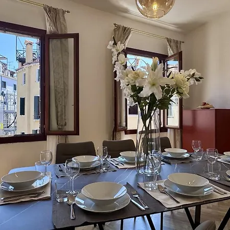 Apartman Angelo Palace Canal View