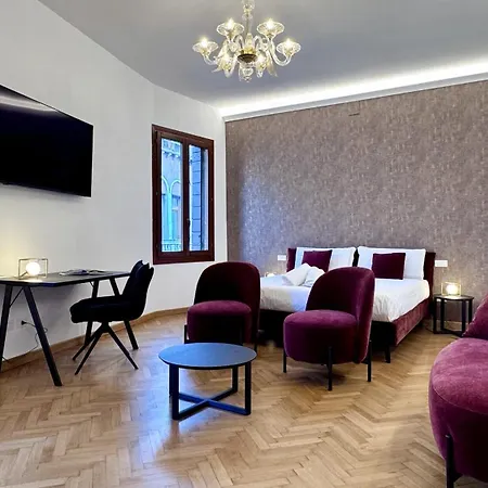 Апартаменты Angelo Palace Canal View Венеция